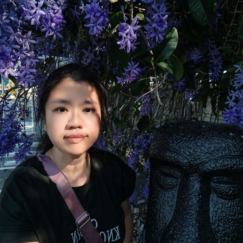 雲林縣四湖鄉雲林。四湖》長春園藝孤挺百合錫葉藤花園。數大就是美