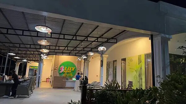 IMG_5713.jpg IMG_5713.jpg