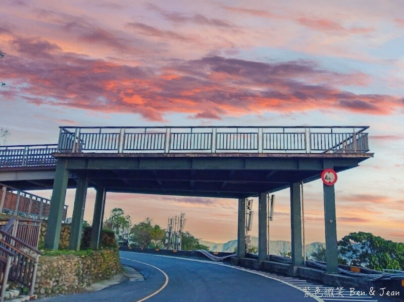 宜蘭縣蘇澳鎮南方澳觀景台》蘇澳觀雲觀海日出平台、攝郎出沒賞南方澳漁港絕美海景景點