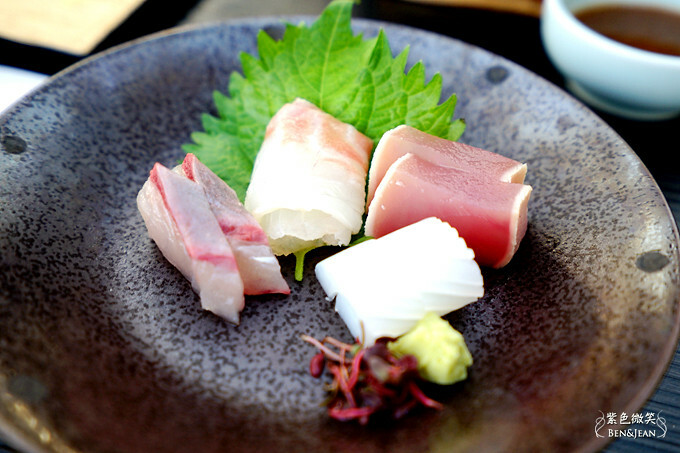 日本雛之里山陽館》ひなの里山陽館一泊二食的屋形船體驗用餐愜意舒心，緊依三偎川風景秀麗
