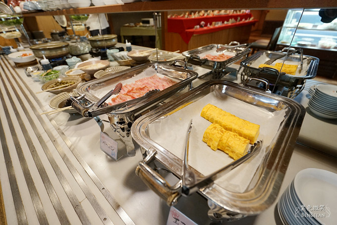 日本雛之里山陽館》ひなの里山陽館一泊二食的屋形船體驗用餐愜意舒心，緊依三偎川風景秀麗