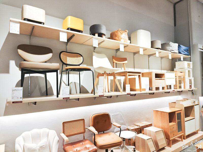 桃園市中壢區2024大江購物中心》2024年最美室內聖誕裝置藝術，Z世代購物首選！好拍、好逛、好好吃！全年免費停車，就在