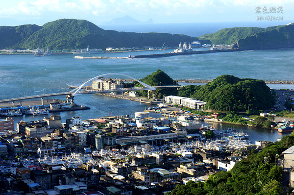 宜蘭縣蘇澳鎮南方澳觀景台》蘇澳觀雲觀海日出平台、攝郎出沒賞南方澳漁港絕美海景景點