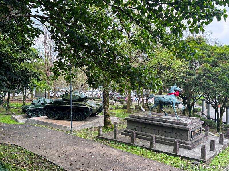 宜蘭縣員山鄉【宜蘭員山公園】大小磨石子溜滑梯、新式遊具、戰車公園、忠烈祠、木棧道生態池、環山步道