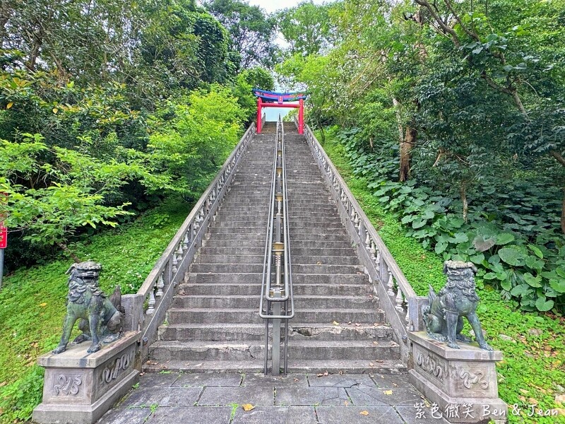 宜蘭縣員山鄉【宜蘭員山公園】大小磨石子溜滑梯、新式遊具、戰車公園、忠烈祠、木棧道生態池、環山步道