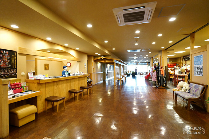 日本雛之里山陽館》ひなの里山陽館一泊二食的屋形船體驗用餐愜意舒心，緊依三偎川風景秀麗