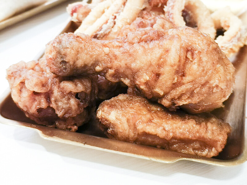 桃園市中壢區2024大江購物中心》2024年最美室內聖誕裝置藝術，Z世代購物首選！好拍、好逛、好好吃！全年免費停車，就在