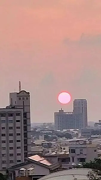 小鹿文娛路徒行旅台南成大館：近台南火車站，質感設計、溫馨服務，古都輕旅行首選！