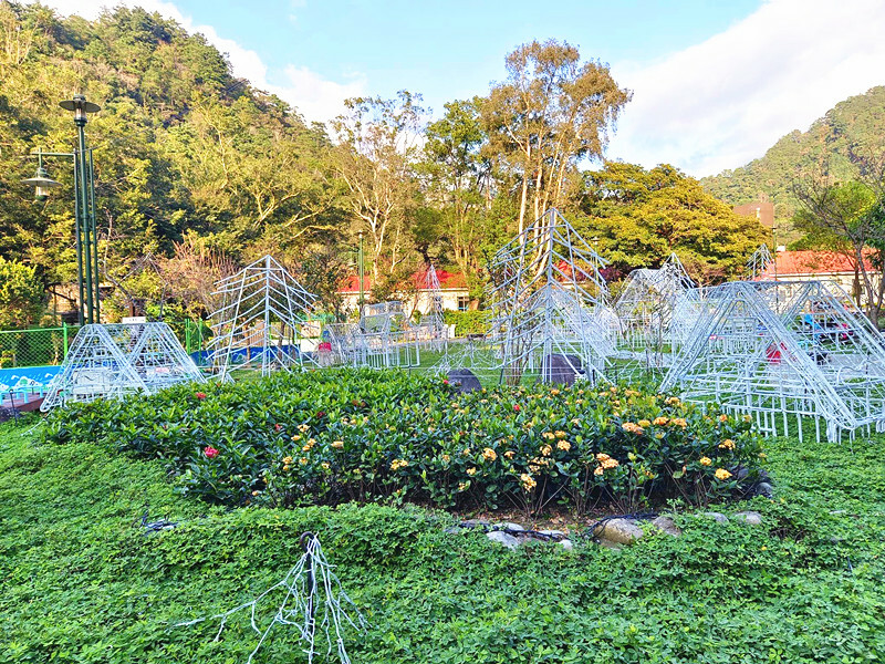 台中市和平區2024山谷燈光節|谷關燈區變身聖誕村,梨山還有全國最高聖誕樹