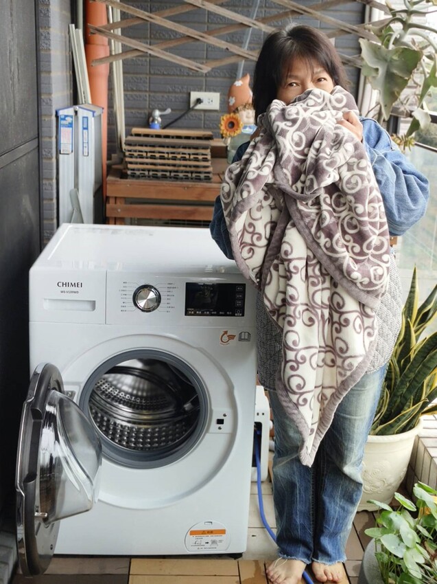 開箱。CHIMEI奇美智能滾筒洗衣機 WS-V139WD|蒸氣洗、一小時洗脫烘、槽洗淨、智能省水! - 快樂的過每一天