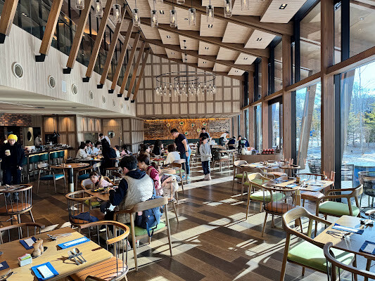 日本【2024東京親子行】輕井澤英迪格酒店 Hotel Indigo Karuizawa。浴缸面河景房親子入住心得 輕井澤住宿推薦