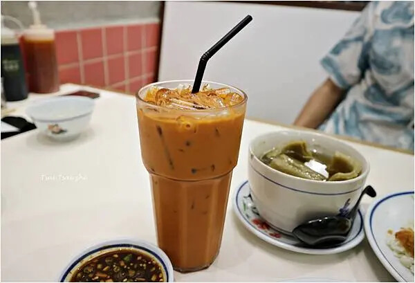 [泰國曼谷]紅大哥水門雞飯的第二分店（โกอ่าง ข้าว