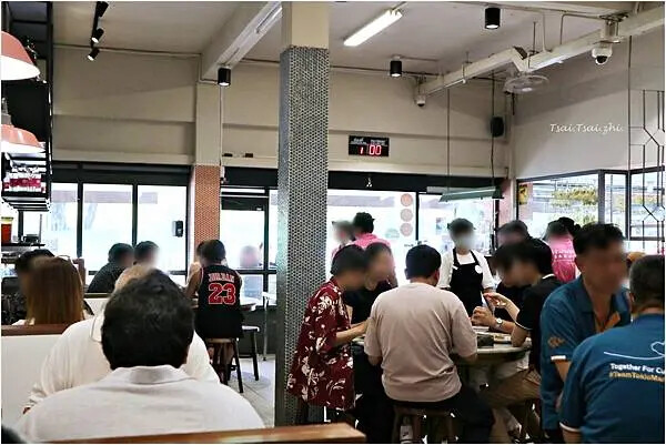 [泰國曼谷]紅大哥水門雞飯的第二分店（โกอ่าง ข้าว