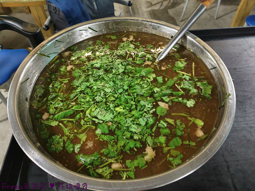 苗栗縣公館鄉苗栗公館【茅鄉亭黃金小鎮休閒農業區】公館市場採買食材「當慶Hakka好味緒－遊貓裏玩廚藝‧共下來尞」感受濃