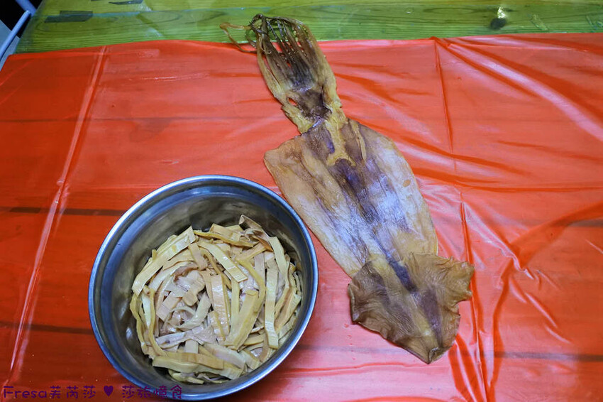 苗栗縣公館鄉苗栗公館【茅鄉亭黃金小鎮休閒農業區】公館市場採買食材「當慶Hakka好味緒－遊貓裏玩廚藝‧共下來尞」感受濃