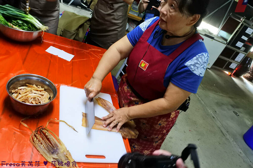 苗栗縣公館鄉苗栗公館【茅鄉亭黃金小鎮休閒農業區】公館市場採買食材「當慶Hakka好味緒－遊貓裏玩廚藝‧共下來尞」感受濃