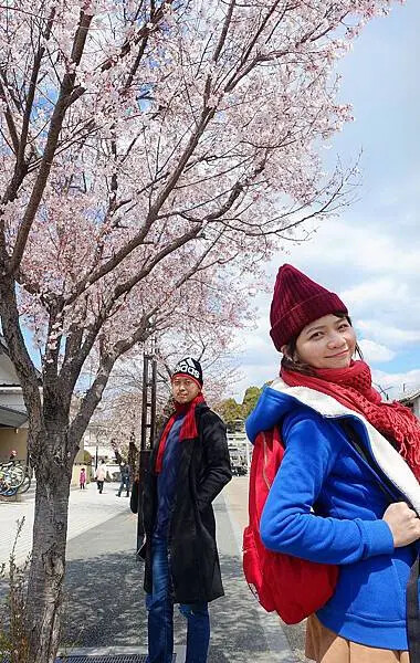 日本國寶【犬山城】最古老天守閣、城下町老街散策傳統小吃 | 