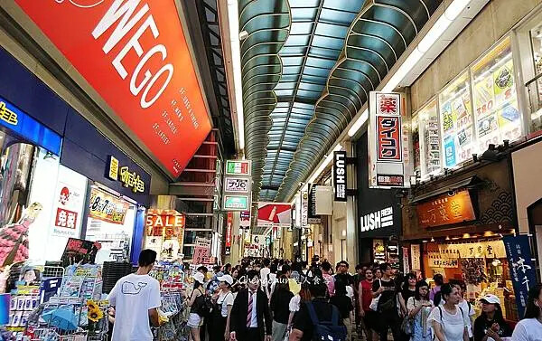 日本大阪道頓崛美食隨記 :一蘭拉麵、章魚燒あっちち本舗、迴轉