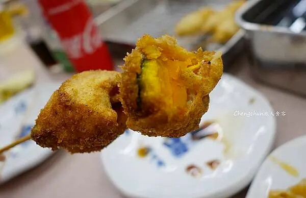 日本大阪通天閣新世界商店街串炸老店PK【串炸達摩 新世界總本