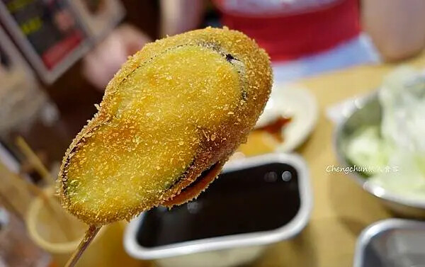 日本大阪通天閣新世界商店街串炸老店PK【串炸達摩 新世界總本