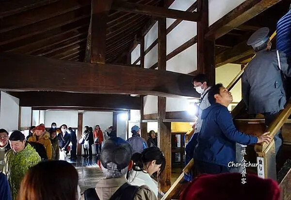 日本國寶【犬山城】最古老天守閣、城下町老街散策傳統小吃 | 