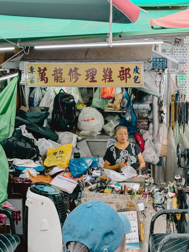 高雄市新興區南華商圈走讀漫伴拍：從傳統到現代的文化之旅 x 發現高雄的手工藝與美味小吃