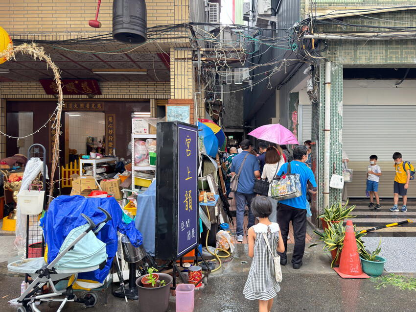 高雄市新興區南華商圈走讀漫伴拍：從傳統到現代的文化之旅 x 發現高雄的手工藝與美味小吃