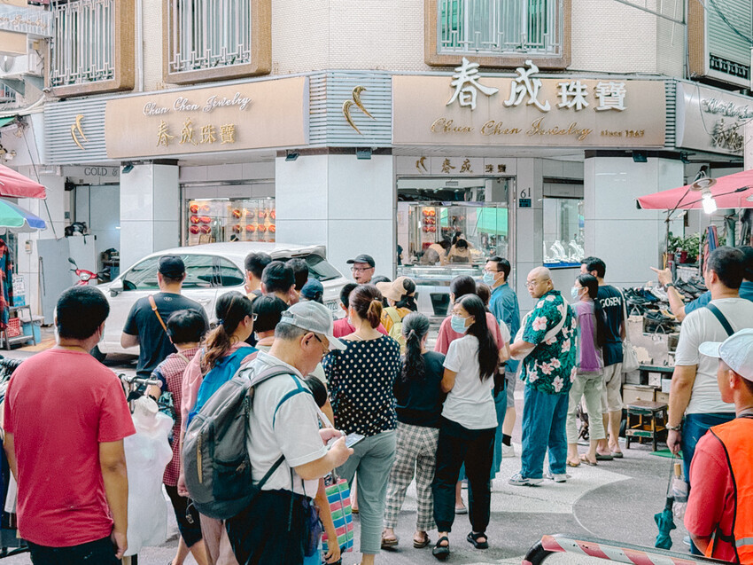 高雄市新興區南華商圈走讀漫伴拍：從傳統到現代的文化之旅 x 發現高雄的手工藝與美味小吃