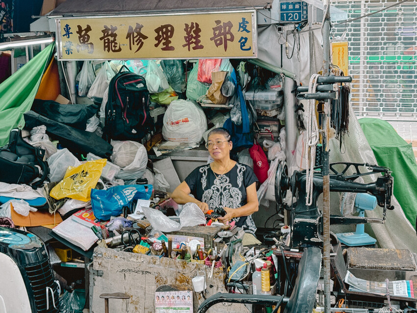 高雄市新興區南華商圈走讀漫伴拍：從傳統到現代的文化之旅 x 發現高雄的手工藝與美味小吃