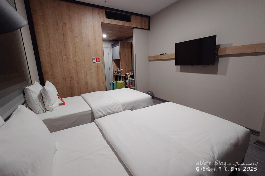 土耳其【土耳其蜜月旅遊】Ibis Istanbul Airport 宜必思伊斯坦堡機場飯店｜機場周邊住宿推薦，簡約雙人房型與豐盛早餐實拍分享。土耳其住宿