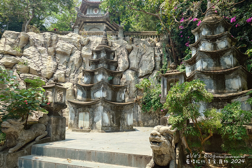 泰國【越南旅遊】The Marble Mountains 五行山共有金、木、水、火、土五座山峰，其中水山是最高也最漂亮的一座山(可以搭電梯)，著名的玄空洞充滿仙氣要看喔。越南景點