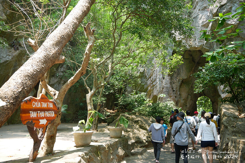 泰國【越南旅遊】The Marble Mountains 五行山共有金、木、水、火、土五座山峰，其中水山是最高也最漂亮的一座山(可以搭電梯)，著名的玄空洞充滿仙氣要看喔。越南景點