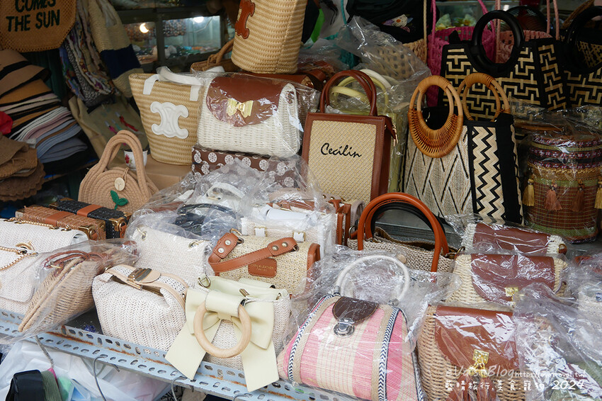 泰國【越南旅遊】The Marble Mountains 五行山共有金、木、水、火、土五座山峰，其中水山是最高也最漂亮的一座山(可以搭電梯)，著名的玄空洞充滿仙氣要看喔。越南景點