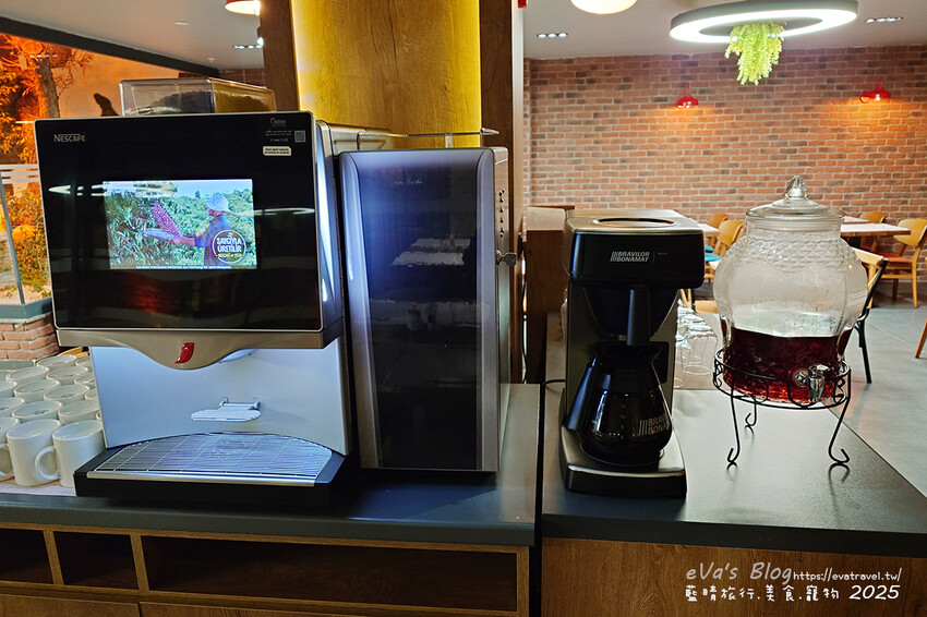 土耳其【土耳其蜜月旅遊】Ibis Istanbul Airport 宜必思伊斯坦堡機場飯店｜機場周邊住宿推薦，簡約雙人房型與豐盛早餐實拍分享。土耳其住宿