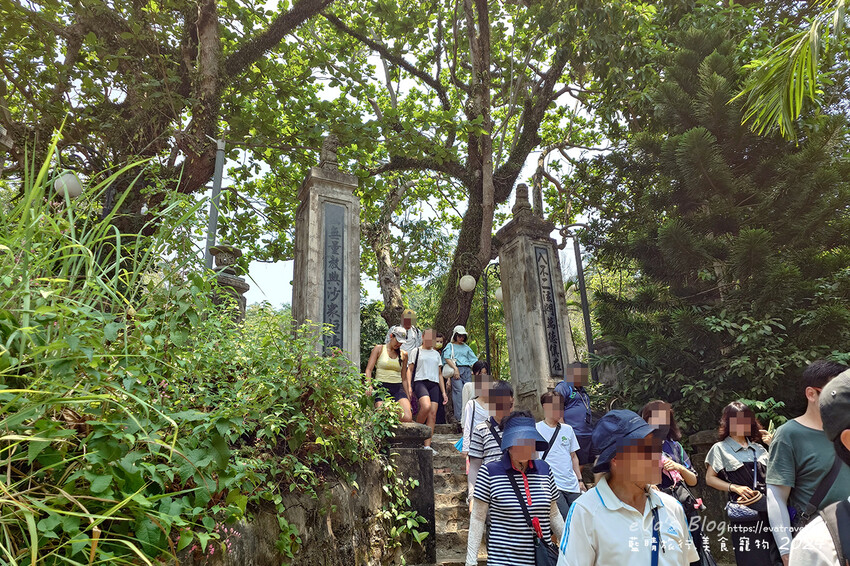 泰國【越南旅遊】The Marble Mountains 五行山共有金、木、水、火、土五座山峰，其中水山是最高也最漂亮的一座山(可以搭電梯)，著名的玄空洞充滿仙氣要看喔。越南景點