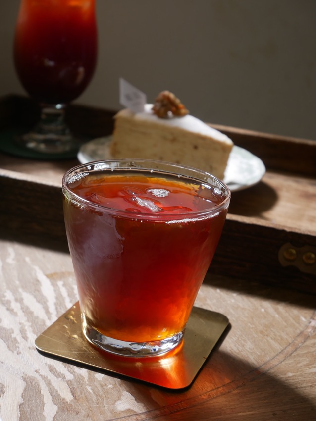 台中市西區嵨峝 𝕧𝕠𝕦̂𝕥𝕖（結束營業） -近台灣國立美術館的歐風咖啡廳，提供甜點/輕食/手沖咖啡/選物器皿（＾∀＾●）ﾉｼ