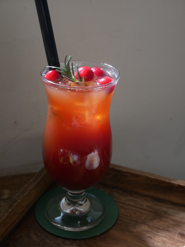 台中市西區嵨峝 𝕧𝕠𝕦̂𝕥𝕖（結束營業） -近台灣國立美術館的歐風咖啡廳，提供甜點/輕食/手沖咖啡/選物器皿（＾∀＾●）ﾉｼ