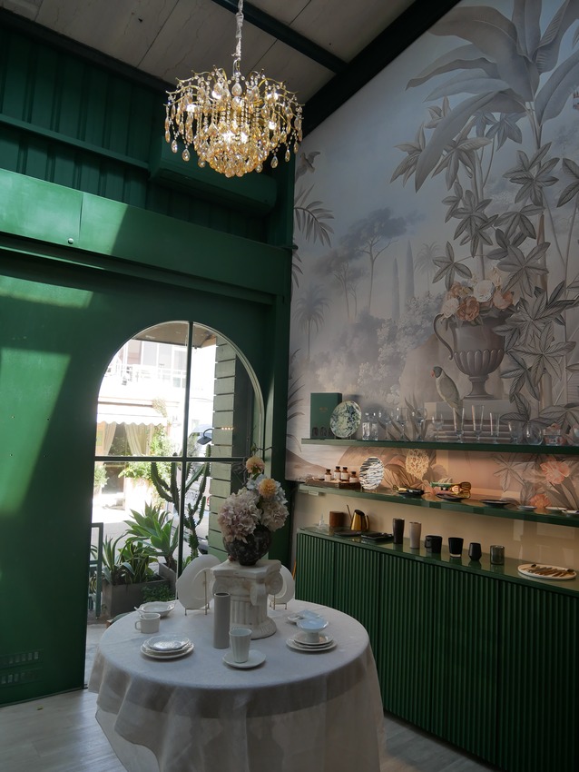 台中市西區嵨峝 𝕧𝕠𝕦̂𝕥𝕖（結束營業） -近台灣國立美術館的歐風咖啡廳，提供甜點/輕食/手沖咖啡/選物器皿（＾∀＾●）ﾉｼ