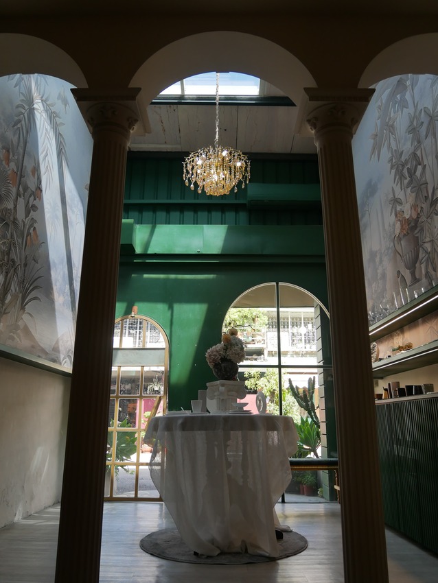 台中市西區嵨峝 𝕧𝕠𝕦̂𝕥𝕖（結束營業） -近台灣國立美術館的歐風咖啡廳，提供甜點/輕食/手沖咖啡/選物器皿（＾∀＾●）ﾉｼ