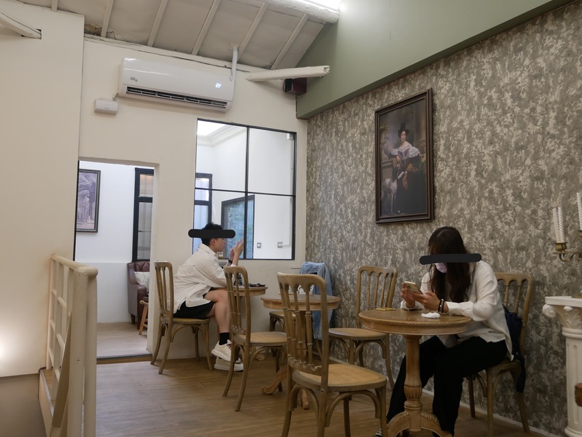 台中市西區嵨峝 𝕧𝕠𝕦̂𝕥𝕖（結束營業） -近台灣國立美術館的歐風咖啡廳，提供甜點/輕食/手沖咖啡/選物器皿（＾∀＾●）ﾉｼ