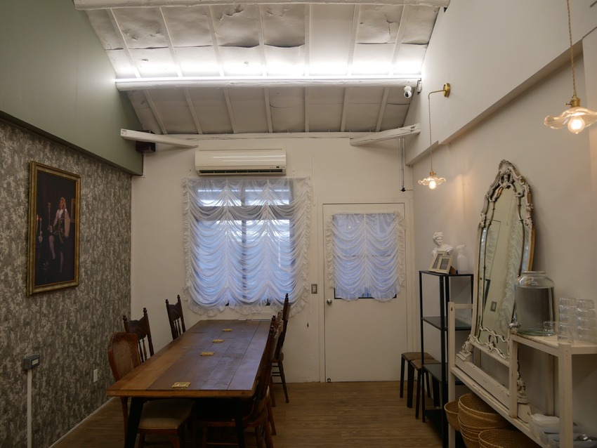 台中市西區嵨峝 𝕧𝕠𝕦̂𝕥𝕖（結束營業） -近台灣國立美術館的歐風咖啡廳，提供甜點/輕食/手沖咖啡/選物器皿（＾∀＾●）ﾉｼ