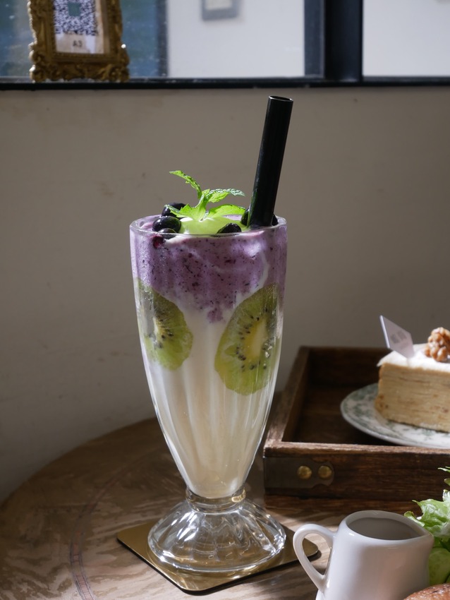 台中市西區嵨峝 𝕧𝕠𝕦̂𝕥𝕖（結束營業） -近台灣國立美術館的歐風咖啡廳，提供甜點/輕食/手沖咖啡/選物器皿（＾∀＾●）ﾉｼ