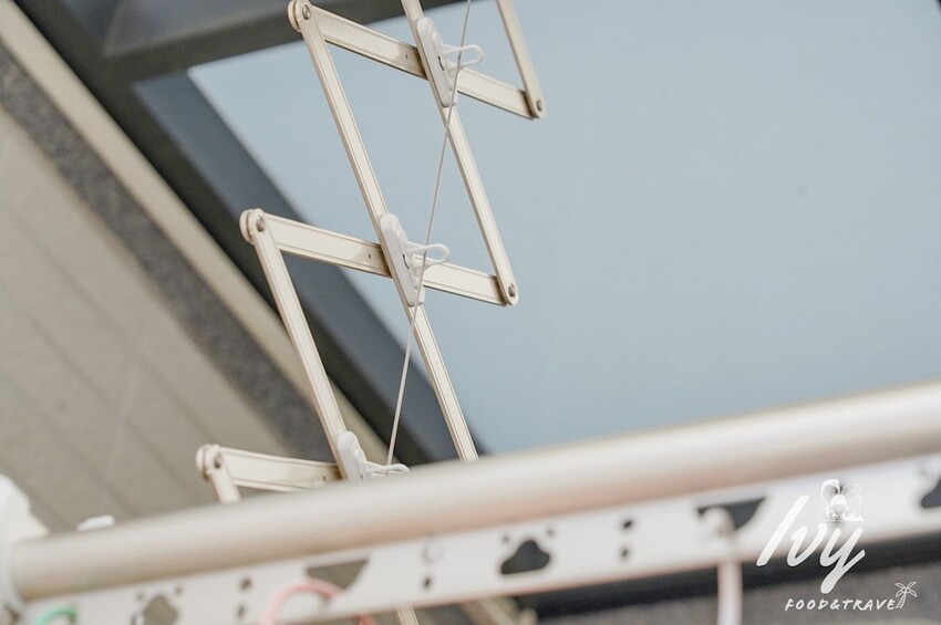 母親節送禮首選! 電動曬衣架推薦 「HCG和成」，遙控升降輕鬆晾衣晾被，搭配恆溫式烘乾、專利烘衣罩，毛衣也能高效烘乾！ - 艾薇覓食趣