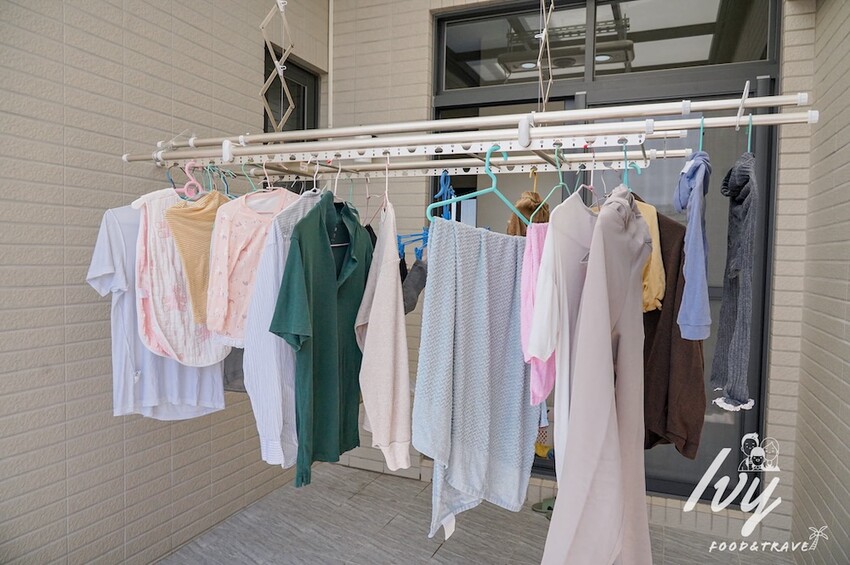 母親節送禮首選! 電動曬衣架推薦 「HCG和成」，遙控升降輕鬆晾衣晾被，搭配恆溫式烘乾、專利烘衣罩，毛衣也能高效烘乾！ - 艾薇覓食趣