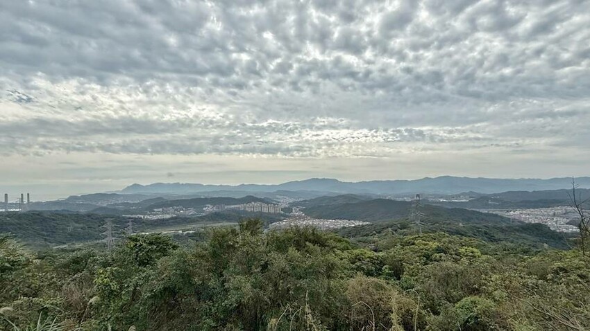 基隆市安樂區基隆景點/大武崙山、大武崙砲台、情人湖公園，半日遊很愜意！
