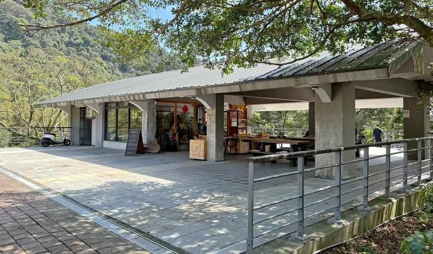 基隆市安樂區基隆景點/大武崙山、大武崙砲台、情人湖公園，半日遊很愜意！