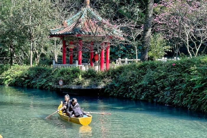 彰化縣社頭鄉彰化景點/樂活襪之鄉博物館,與其說是展售中心還比較貼切。