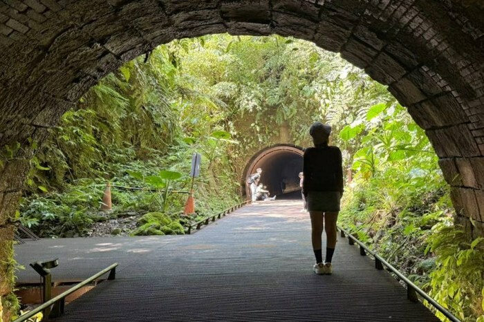 彰化縣社頭鄉彰化景點/樂活襪之鄉博物館,與其說是展售中心還比較貼切。