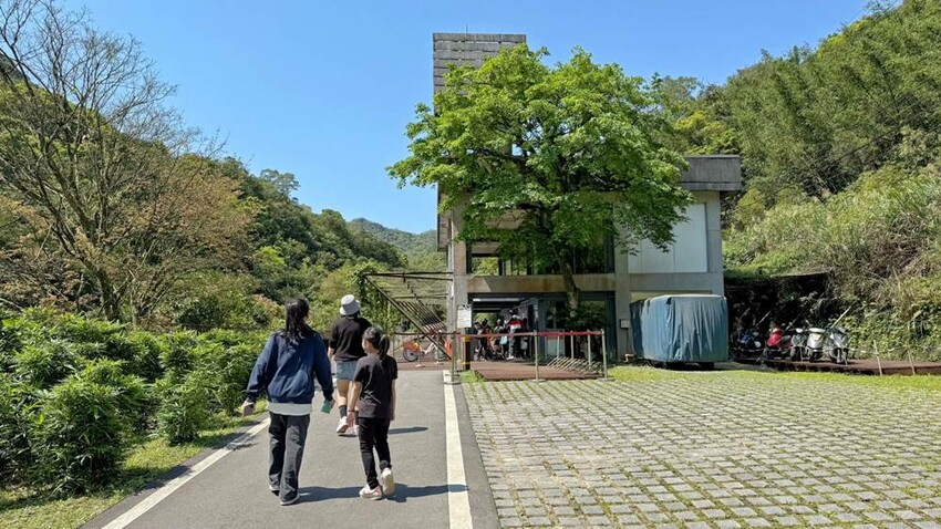 新北市雙溪區新北景點/三貂嶺生態友善隧道，內有蝙蝠棲息區，前往時記得先預約！