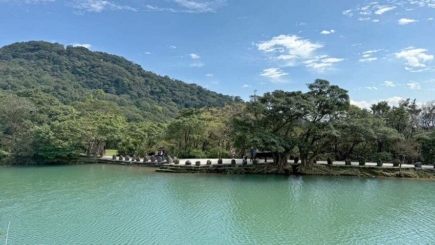 基隆市安樂區基隆景點/大武崙山、大武崙砲台、情人湖公園，半日遊很愜意！